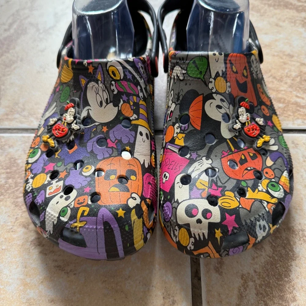 Crocs X Disney Theme‎ Park 2022 Mickey & Minnie Halloween Clogs Size M 10 / W 12